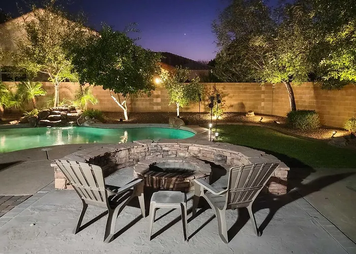 Hot Tub & Fire Pit: Oasis Near Hiking! *