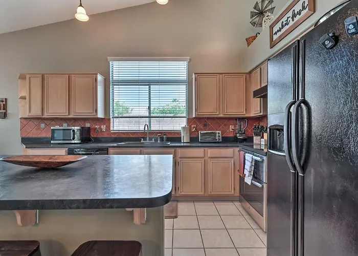 Holiday home Hot Tub & Fire Pit: Oasis Near Hiking! Phoenix